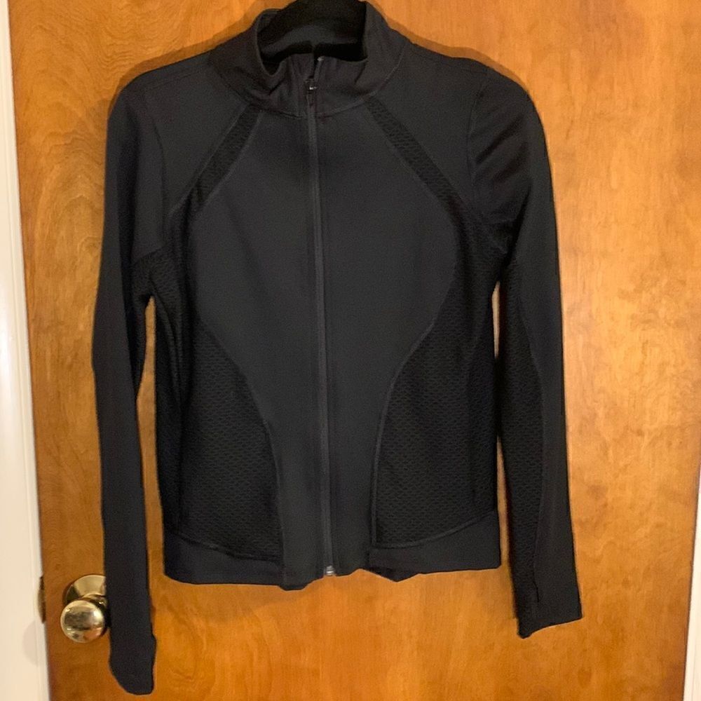 EUC Peach black stretch zip up! Size S
